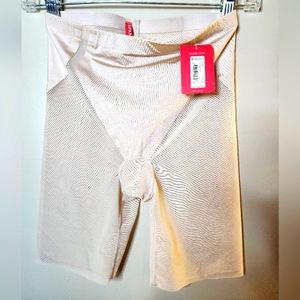 NEW! Spanx 2.0 mid waisted